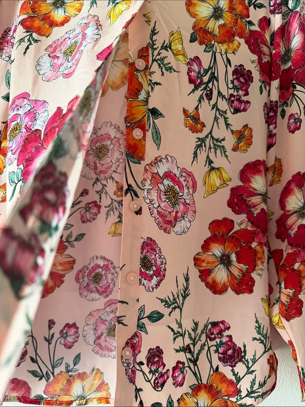 Express Pink Floral Button-Front Shirt with Red & Orange Blooms - Picture 2 of 5